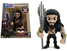 Load image into Gallery viewer, DC Comics Die-Cast AQUAMAN Figure, 4" VAULTED