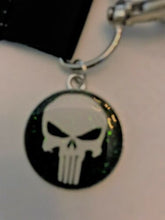 Load image into Gallery viewer, Marvel PUNISHER UNIQUE LANYARD WITH SKULL MEDALLION
